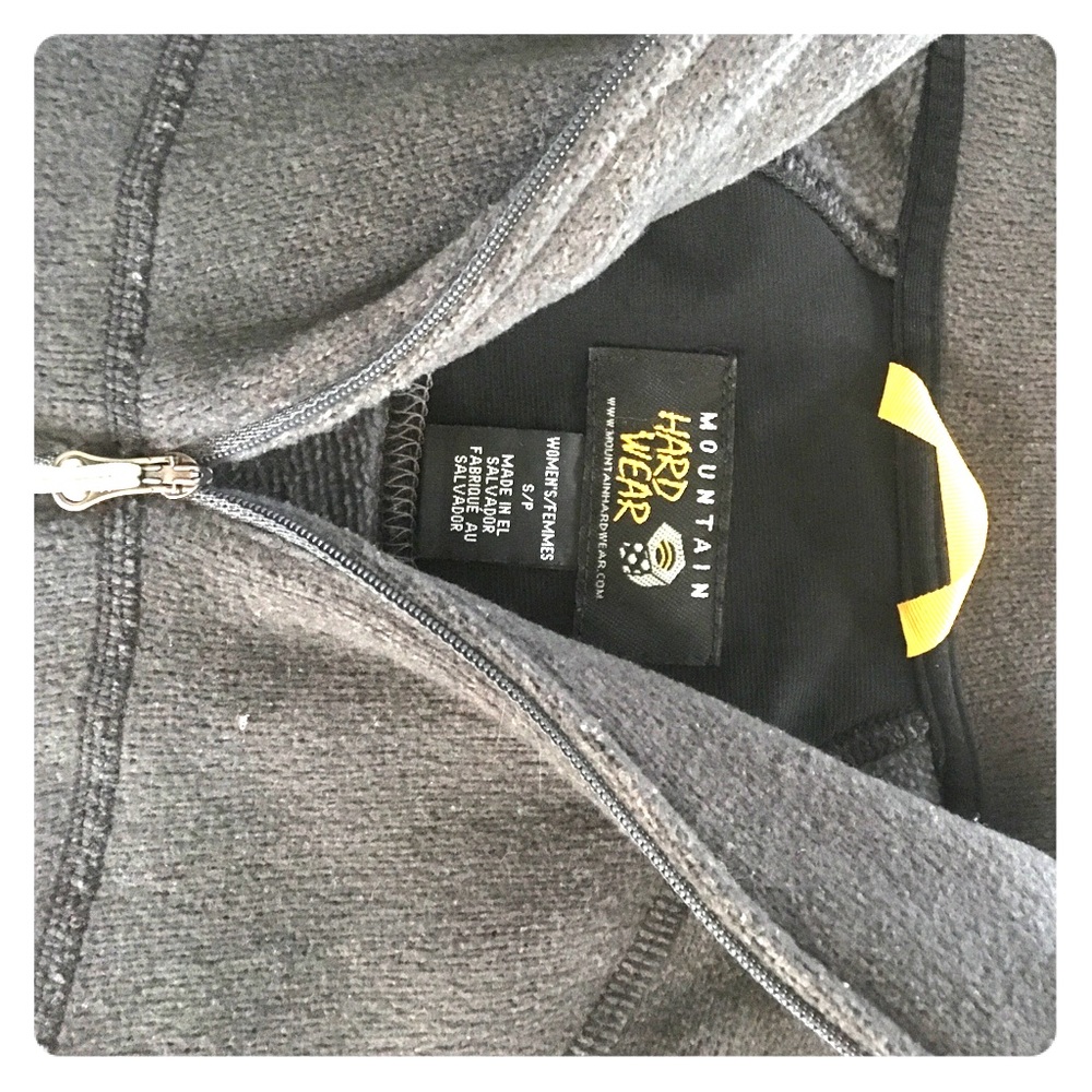 Mountain Hardware 3/4 Zip Woman’s